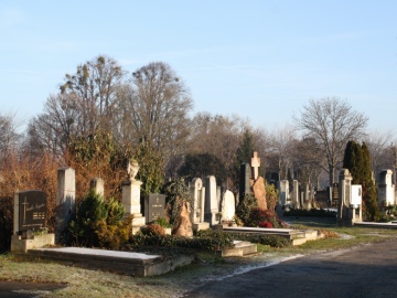 Ústredný cintorín